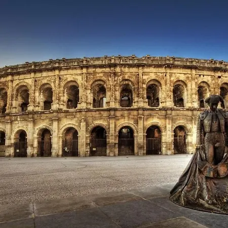 Elle & Lui En Jacuzzi Vendégház