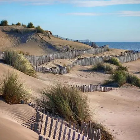 Elle & Lui En Jacuzzi